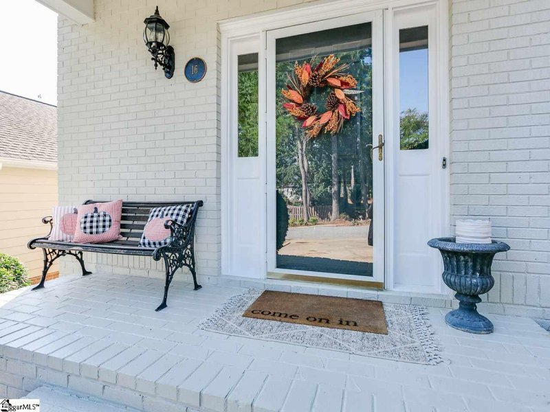 Property image 2 at 16 Arbour Lane, Spartanburg, SC 29307
