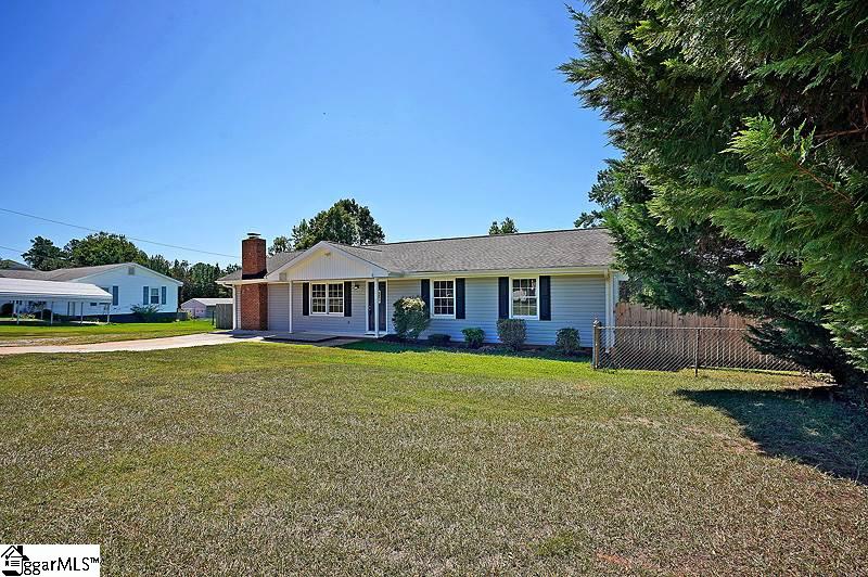 Property image 2 at 128 Becky Gibson Road, Greer, SC 29651-5237