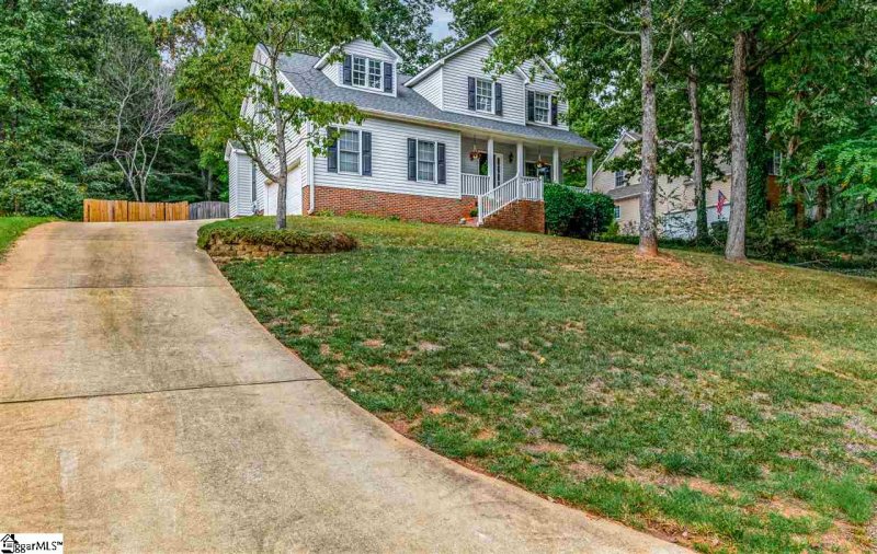 Property image 2 at 10 Amberjack Court, Taylors, SC 29687