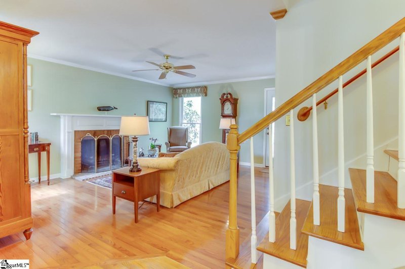 Property image 5 at 102 Cosgrove Lane, Taylors, SC 29687