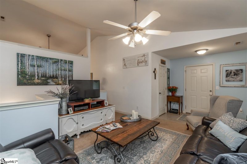 Property image 4 at 198 Longview Terrace, Easley, SC 29642