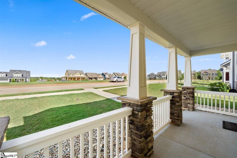 Property image 3 at 727 Rose Penny Lane, Spartanburg, SC 29301