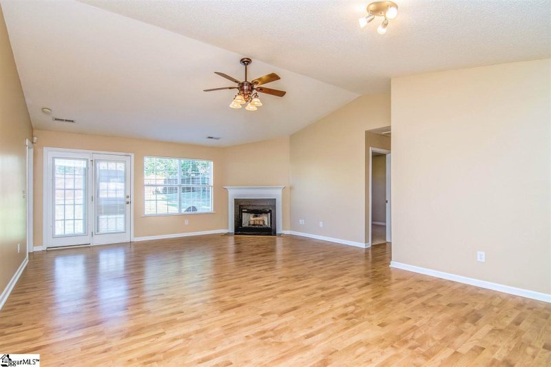 Property image 3 at 615 Westbury Way, Simpsonville, SC 29680