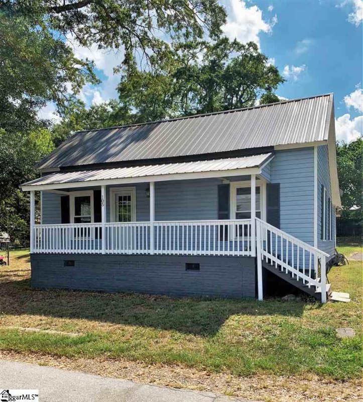 Property image 2 at 105 Byrnes Street, Liberty, SC 29657