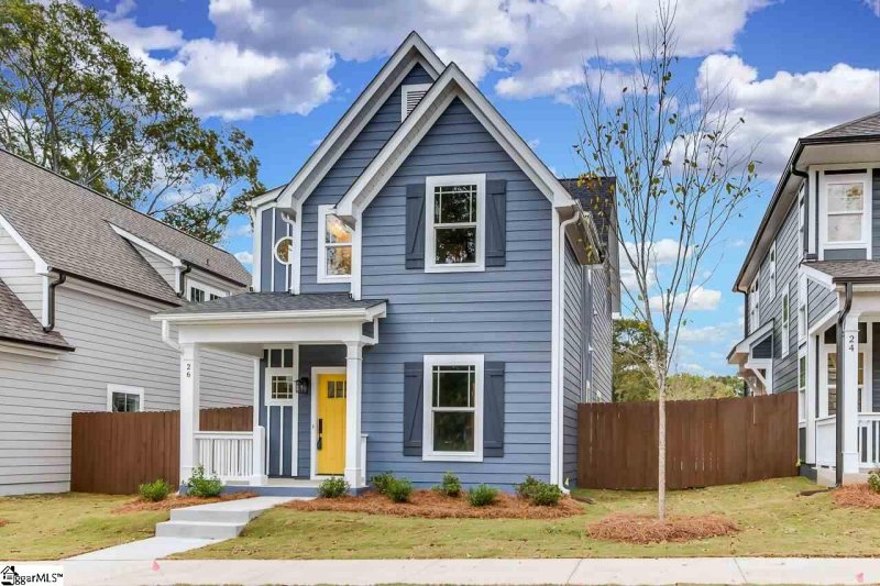 Property image 2 at 10 Ridge Knoll Circle, Greenville, SC 29607