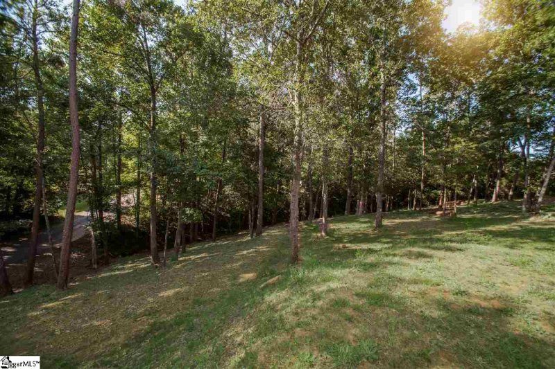 Property image 3 at 121 Country Glen Lane, Pelzer, SC 29669