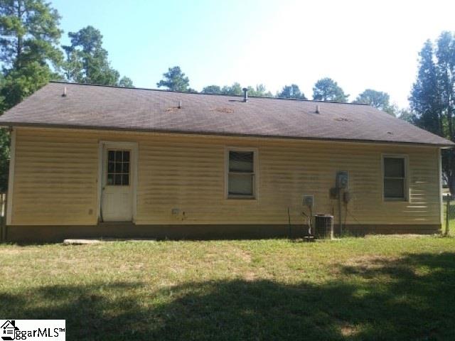 Property image 2 at 320 Timberwood Drive, Woodruff, SC 29388