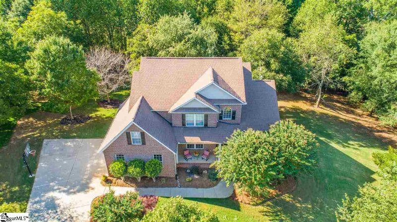 Property image 3 at 18 Twin Silo Court, Greer, SC 29651