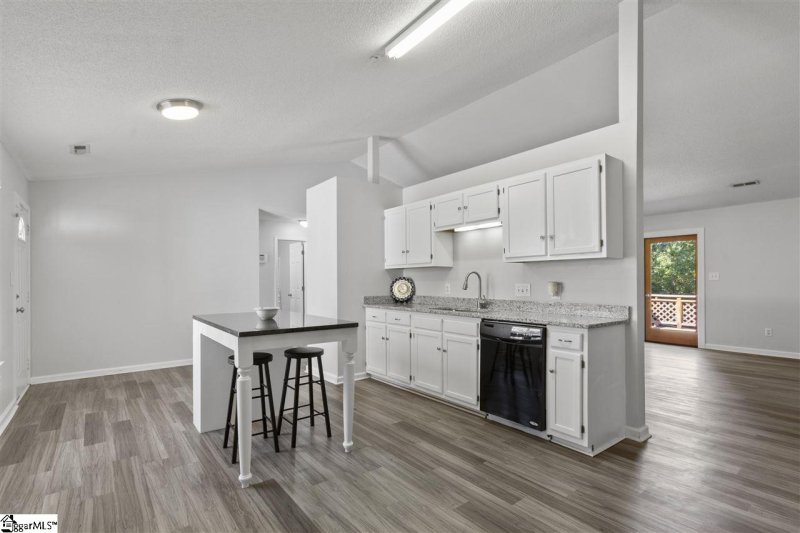 Property image 3 at 411 Hill Lane, Mauldin, SC 29662