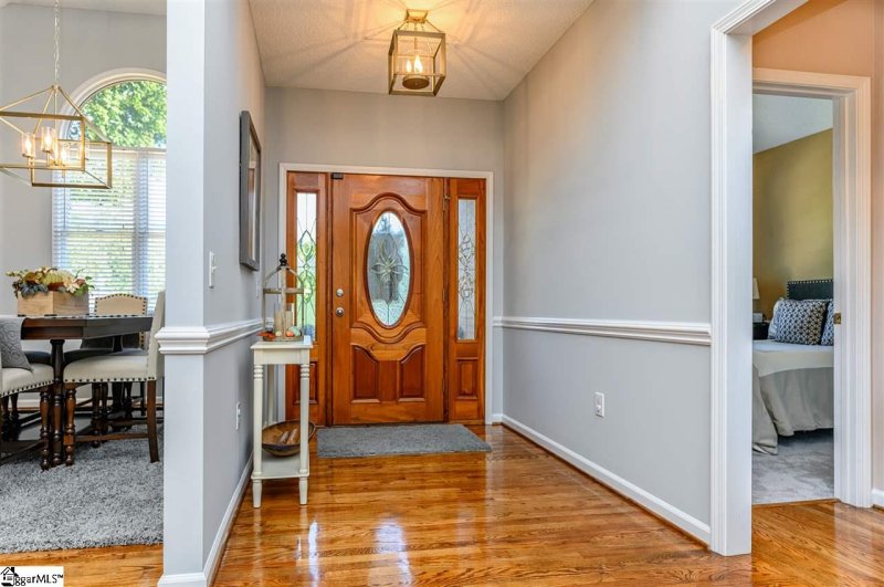 Property image 2 at 101 Commons Drive, Easley, SC 29642