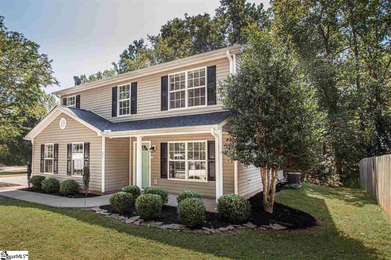 Property image 2 at 26 Misty Dawn Court, Greer, SC 29651