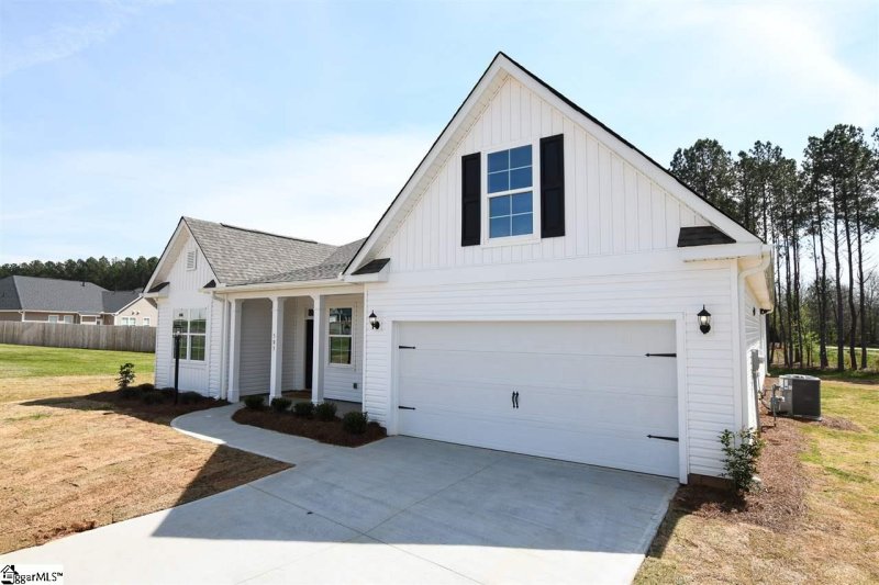Property image 3 at 503 Coppice Court, Piedmont, SC 29673