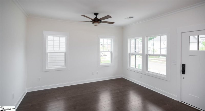 Property image 4 at 29 Greenridge Drive, Greenville, SC 29607