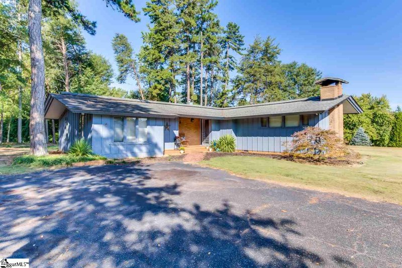 Property image 2 at 119 Terramont Drive, Greenville, SC 29615