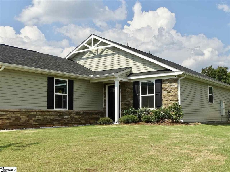 Property image 3 at 109 Fairmeadow Way, Greenville, SC 29617