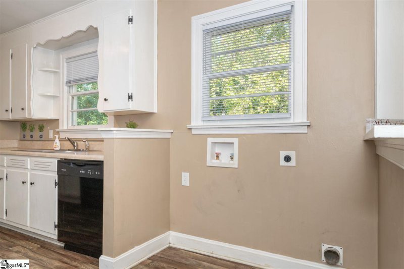 Property image 4 at 306 Tiffany Lane, Taylors, SC 29687