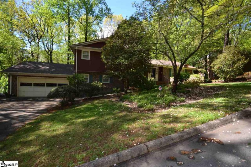 Property image 2 at 203 Old Mill Road, Taylors, SC 29687-4944