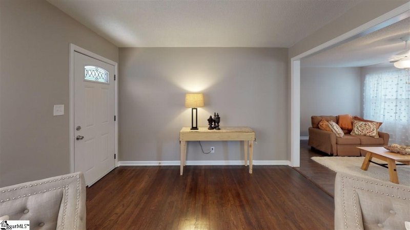 Property image 4 at 392 Crestview Drive, Spartanburg, SC 29306