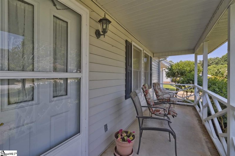Property image 2 at 105 Terrace Road, Easley, SC 29642