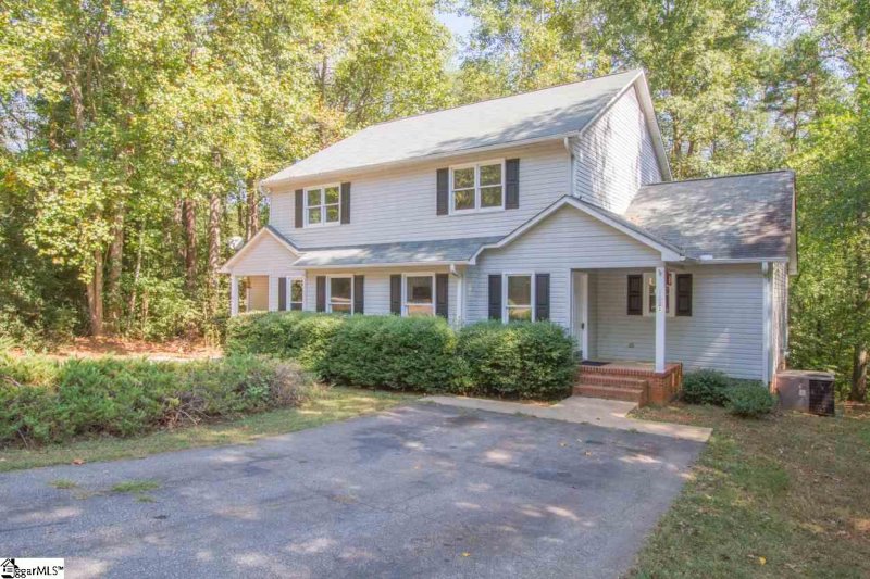 Property image 2 at 102 Bentwood Lane, Pickens, SC 29671