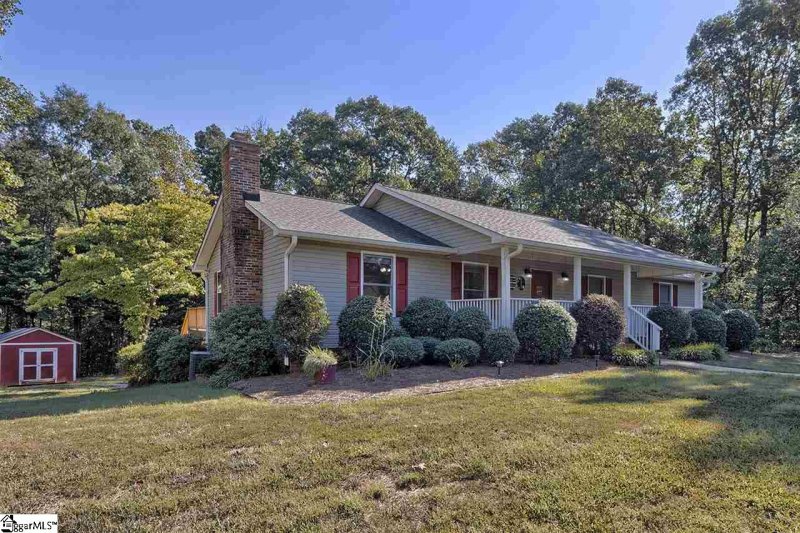Property image 2 at 100 Dove Hill Court, Easley, SC 29640