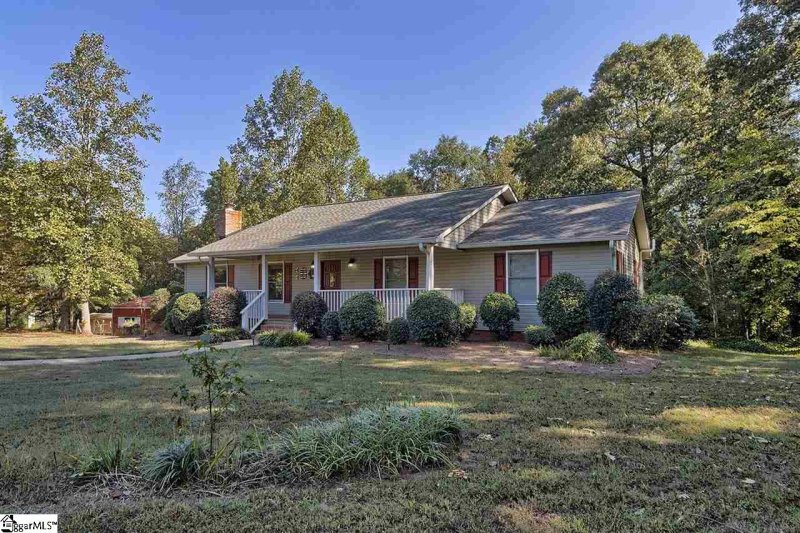 Property image 3 at 100 Dove Hill Court, Easley, SC 29640