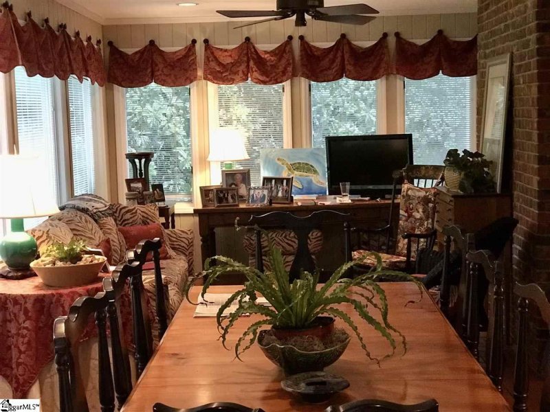 Property image 3 at 706 Parkview Drive, Laurens, SC 29360