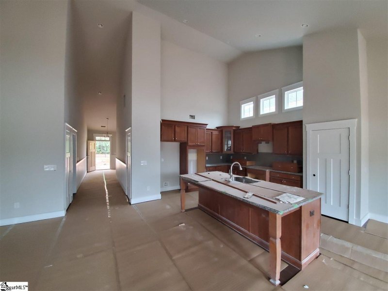 Property image 3 at 6 Glenview Park Place, Travelers Rest, SC 29690