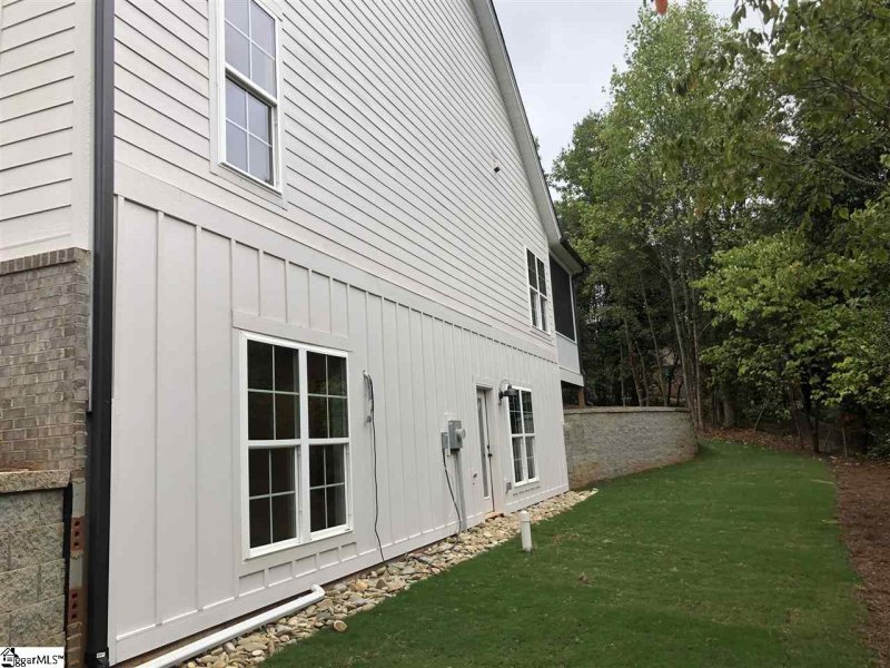 Property image 4 at 104 pine forest Drive, Greer, SC 29651