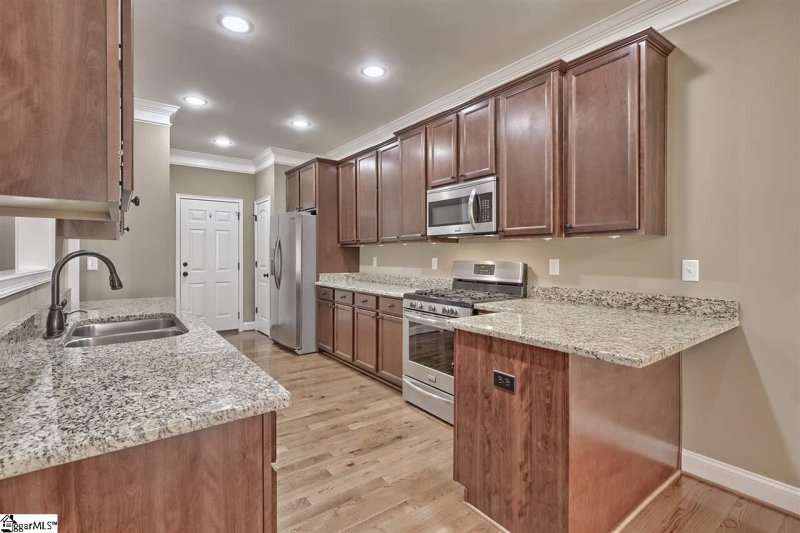 Property image 2 at 215 Redspire Drive, Greenville, SC 29617