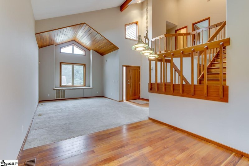 Property image 3 at 406 Woodson Road, Piedmont, SC 29673