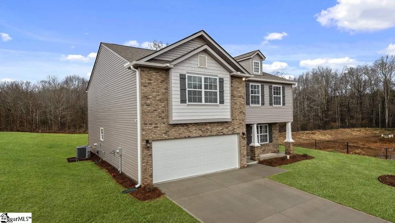 Property image 2 at 469 All Seasons Drive, Boiling Springs, SC 29316