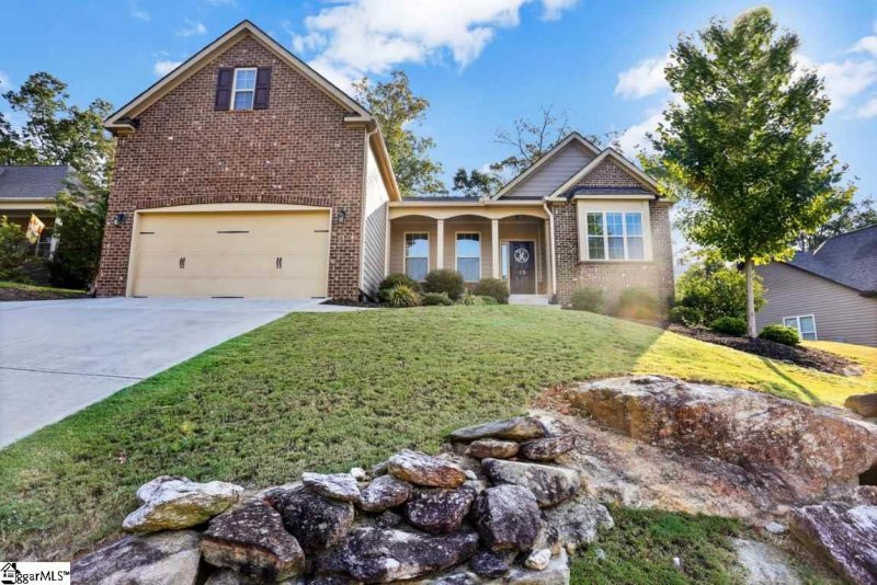 Property image 2 at 15 Crest Hill Drive, Fountain Inn, SC 29644