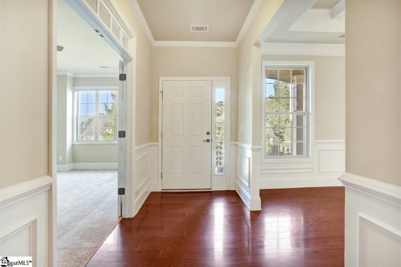 Property image 5 at 15 Crest Hill Drive, Fountain Inn, SC 29644