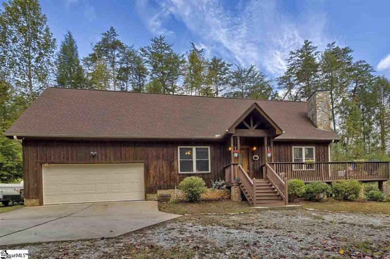 Property image 2 at 204 Willys Creek Circle, Pickens, SC 29671