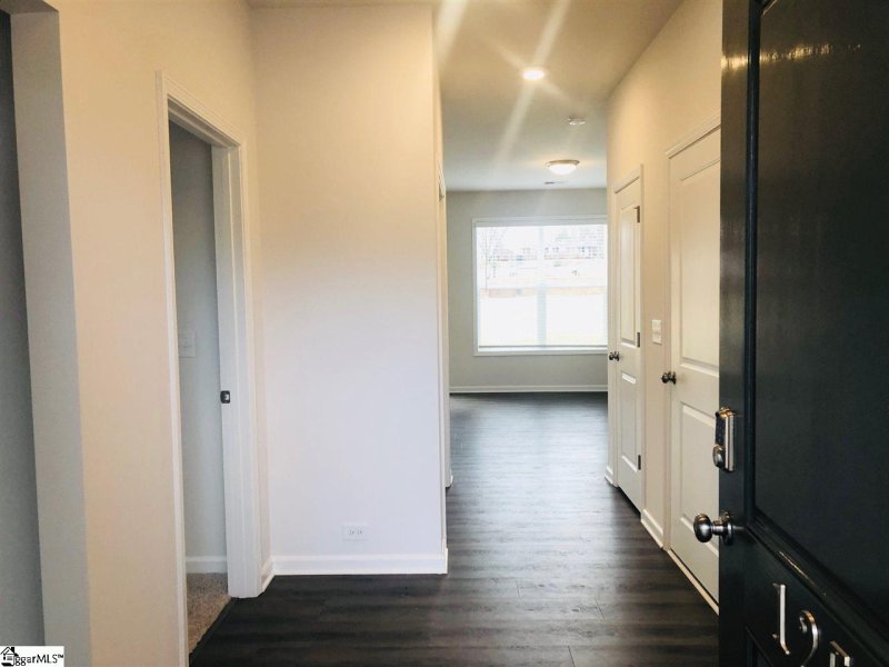 Property image 5 at 125 Broadleigh Court, Boiling Springs, SC 29316