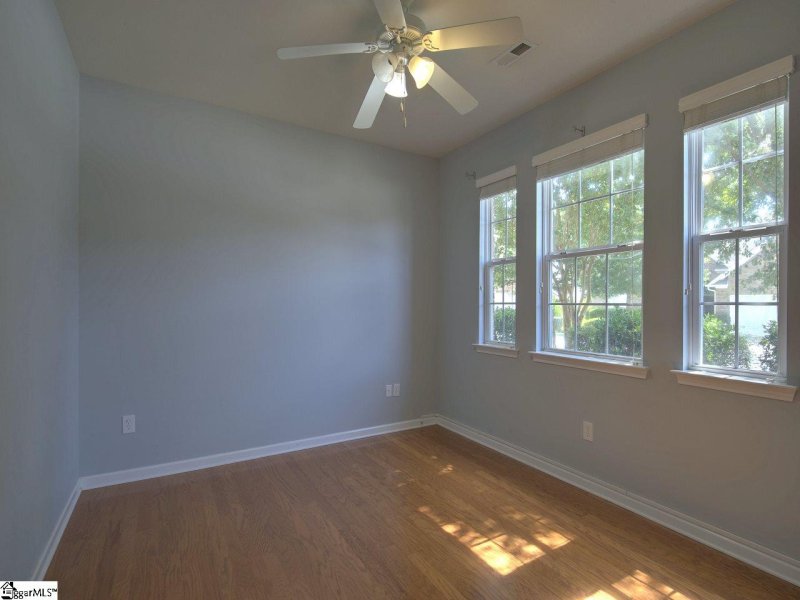 Property image 3 at 8 Slow Creek Drive, Simpsonville, SC 29681