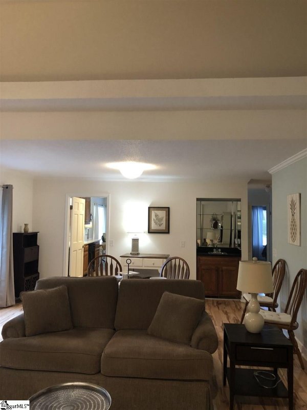 Property image 3 at 25 Creekside Way, Greenville, SC 29609