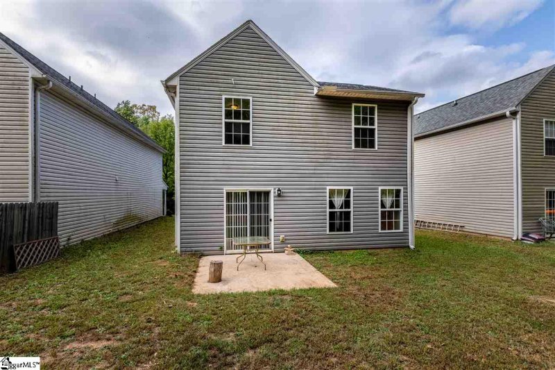 Property image 2 at 31 Birdsong Lane, Taylors, SC 29687