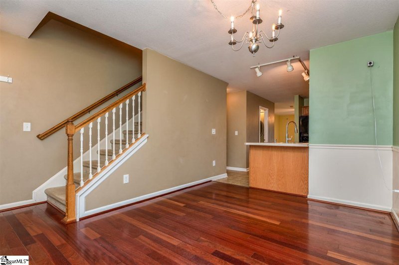 Property image 4 at 31 Birdsong Lane, Taylors, SC 29687