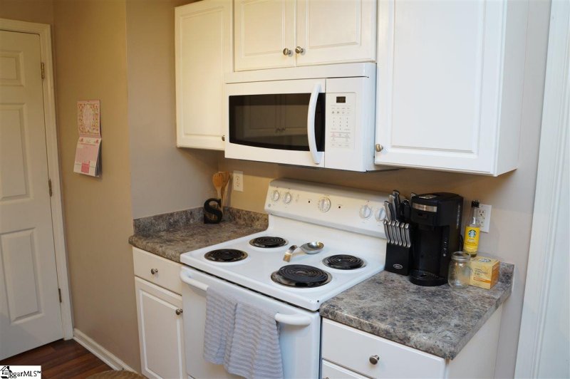 Property image 4 at 209 Glazed Springs Court, Easley, SC 29642