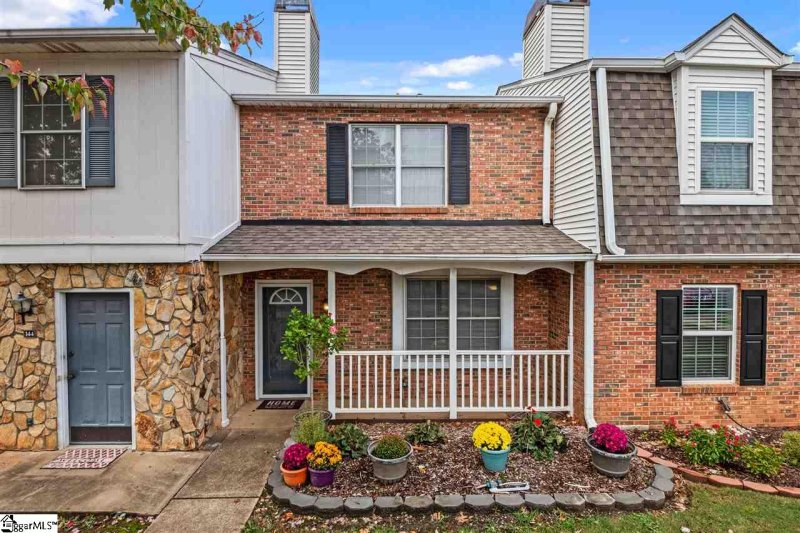 142 Shady Tree Drive