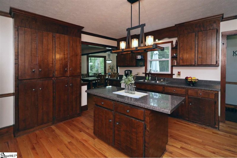 Property image 5 at 102 Bristol Court, Easley, SC 29642