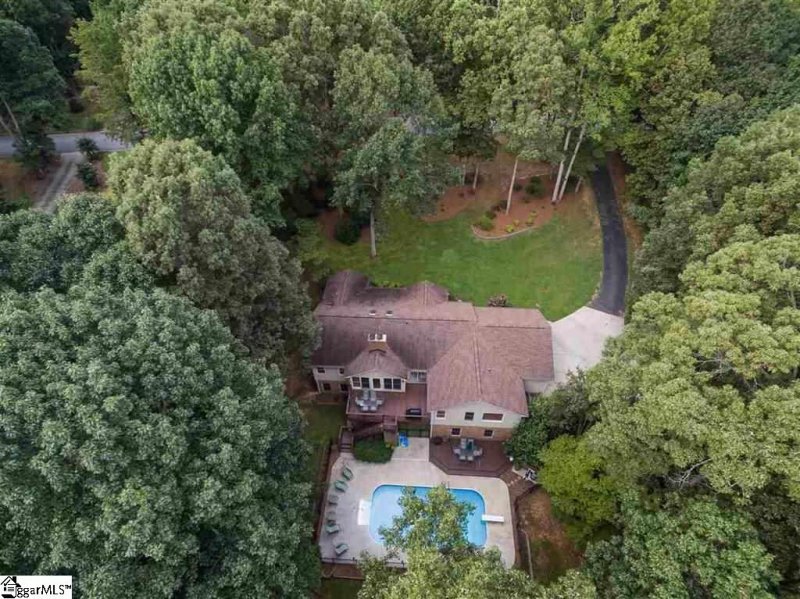 Property image 2 at 408 Lakewinds Boulevard, Inman, SC 29349