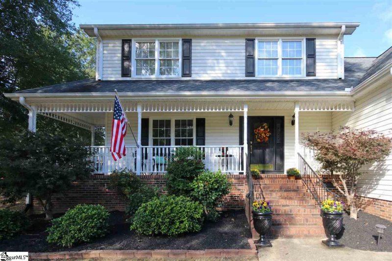 Property image 2 at 304 COTTONWOOD Court, Simpsonville, SC 29681