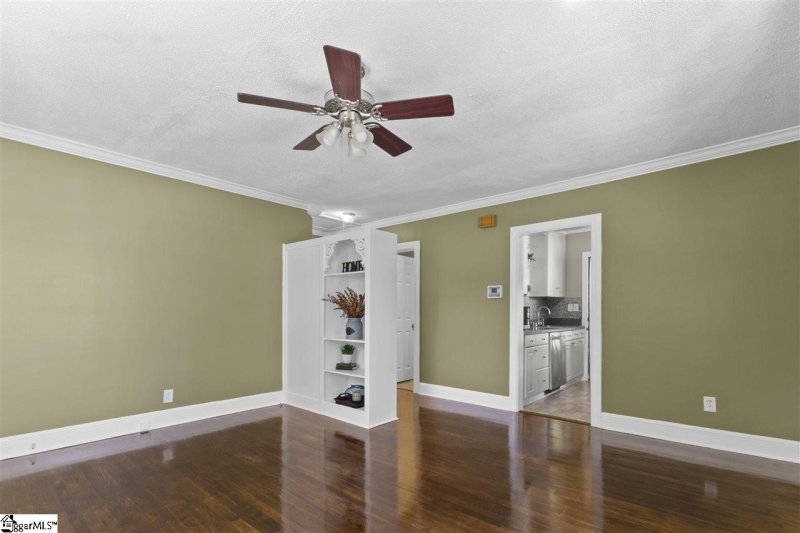 Property image 5 at 1 Aniwetauk Street, Greenville, SC 29607