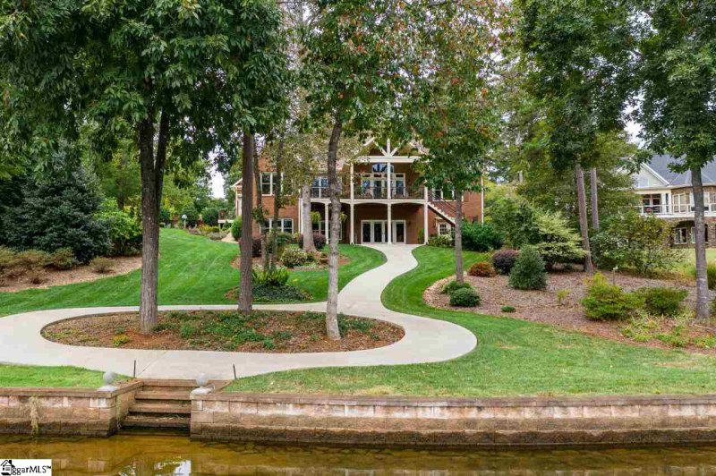 Property image 2 at 301 Woodgreene Court, Salem, SC 29676