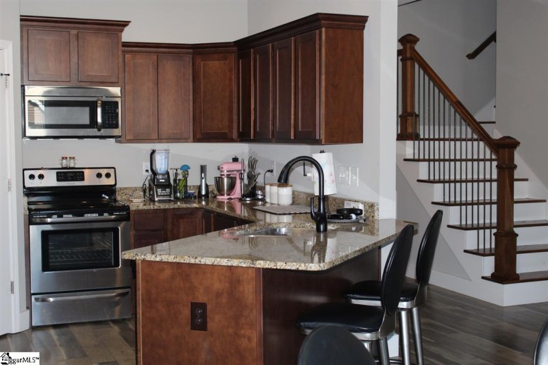 Property image 2 at 1 Cabrini Court, Simpsonville, SC 29680-6299