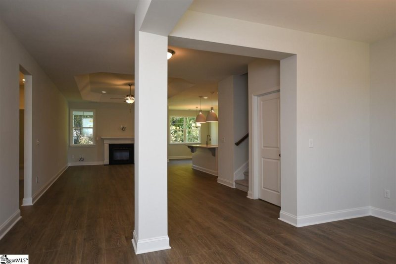 Property image 5 at 818 Orchard Valley Lane, Boiling Springs, SC 29316