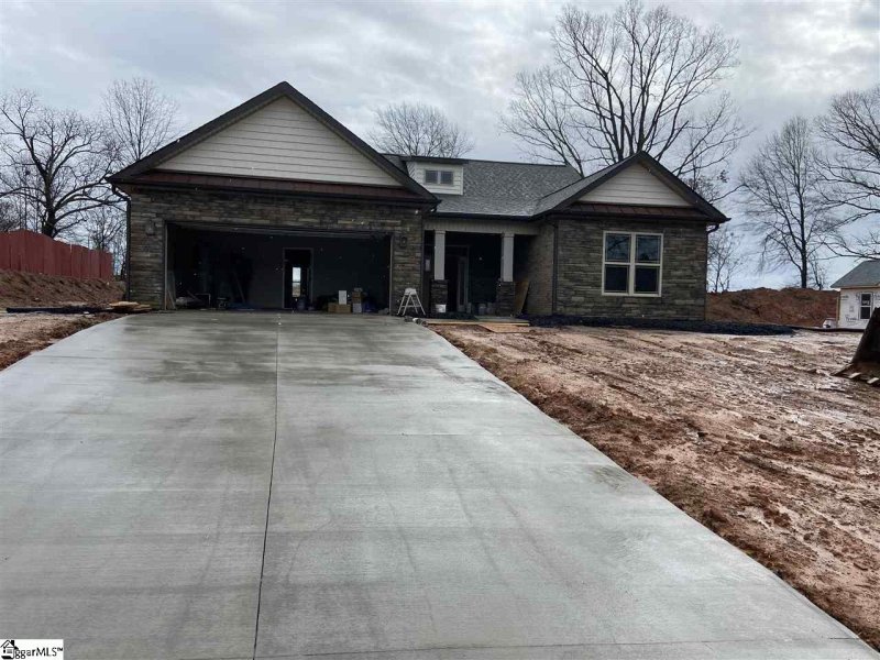 121 Floyd Meadow Drive